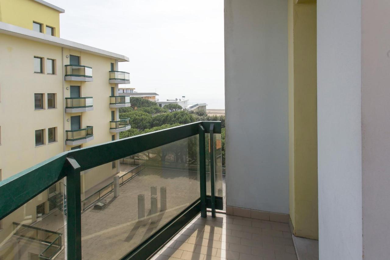 Costa Del Sol Apartment Lido di Jesolo Bagian luar foto